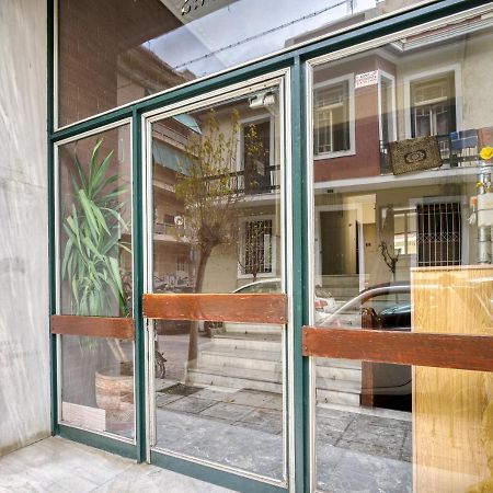 Lovely Sunlit Central Athens 2 Bedroom 2 Bathroom Condo ภายนอก รูปภาพ