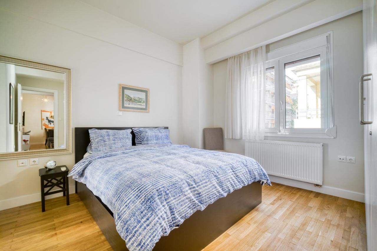 Lovely Sunlit Central Athens 2 Bedroom 2 Bathroom Condo ภายนอก รูปภาพ
